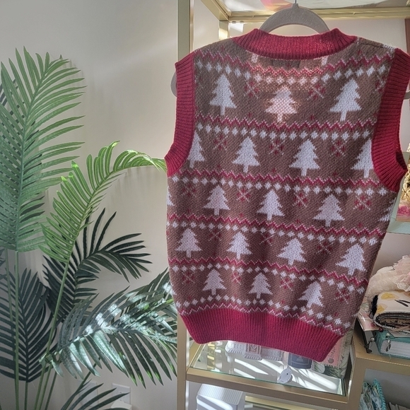 🎄 NWOT Ugly Christmas V-Neck Knit Sweater Vest - Women's Size Large 🎄 - Picture 6 of 7